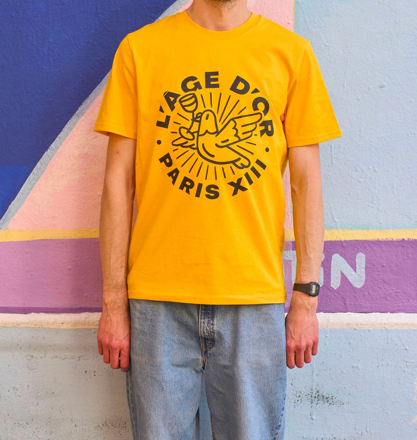 T-shirt jaune